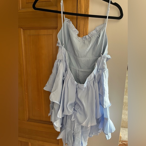 Selfie Leslie “Tennessee Gathered Bust Open Back Romper Steel Blue” - Size M - Picture 4 of 5